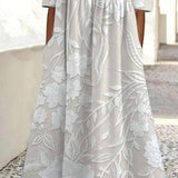 Zeitloses Rundhalskleid