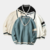 Klassischer Pullover mit V-Ausschnitt