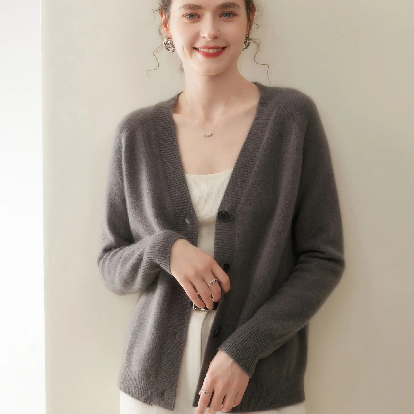 Damen Kaschmir-Strickjacke mit V-Ausschnitt