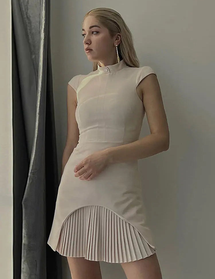 Figurbetontes Minikleid