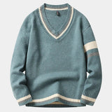 Klassischer Pullover mit V-Ausschnitt