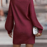 Julia Warmes Rollkragen Strickkleid