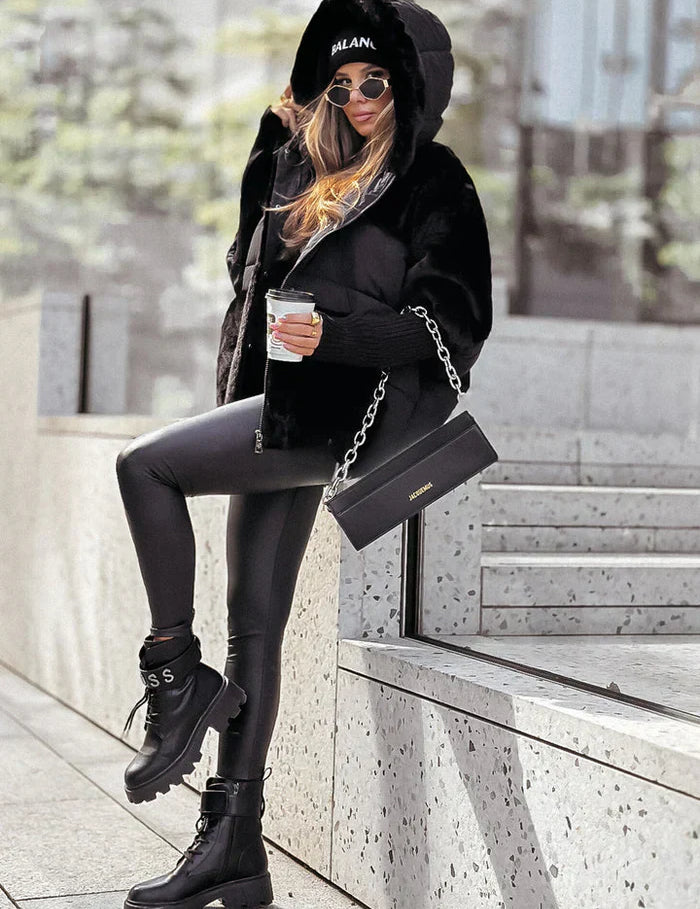 Feminine Daunenjacke